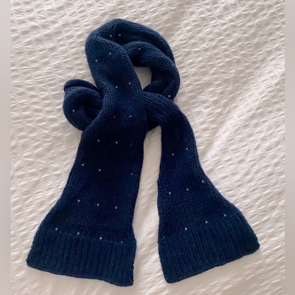 DKNY Cashmere scarf